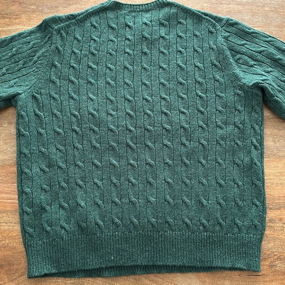 Vineyard Vines Cable Knit Sweater - Picture 4 of 5